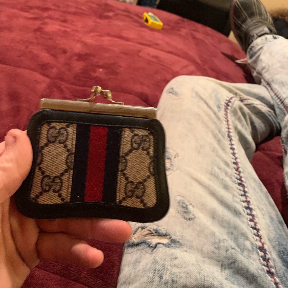 Gucci Coin pouch authentic 100%